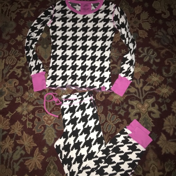 Victoria's Secret Other - Size small Victoria Secret pajamas EUC on hold!@@