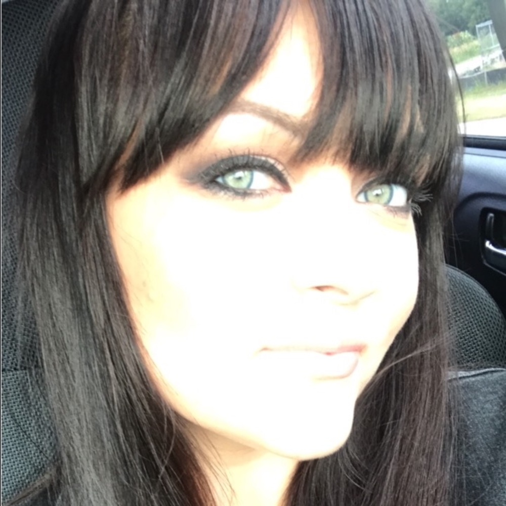 Meet your Posher, Kristen