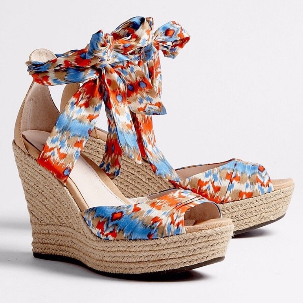UGG 8 Lucianna Wedge Santorini Ikat Heel Blue