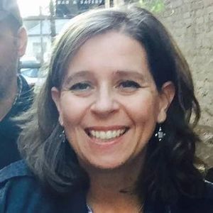 Meet your Posher, Moni