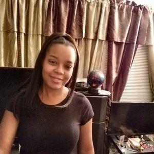 Meet your Posher, Deanna