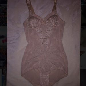VINTAGE LACE PINK NUDE BODY SUIT