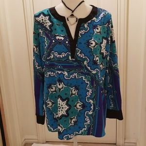 Status by Chenault blouse
