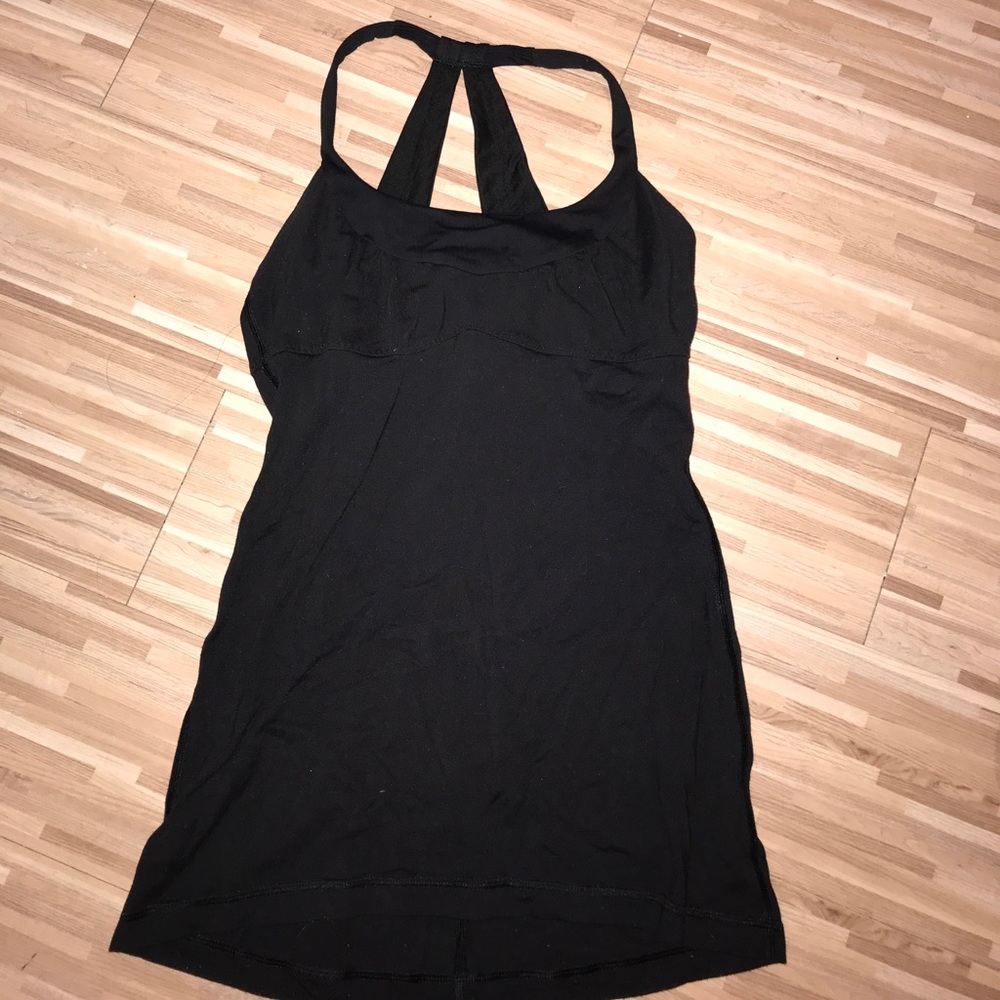 Lululemon Workout Top excellent condition!