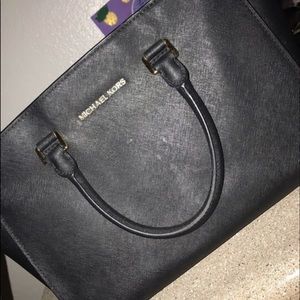 Michael kors purse