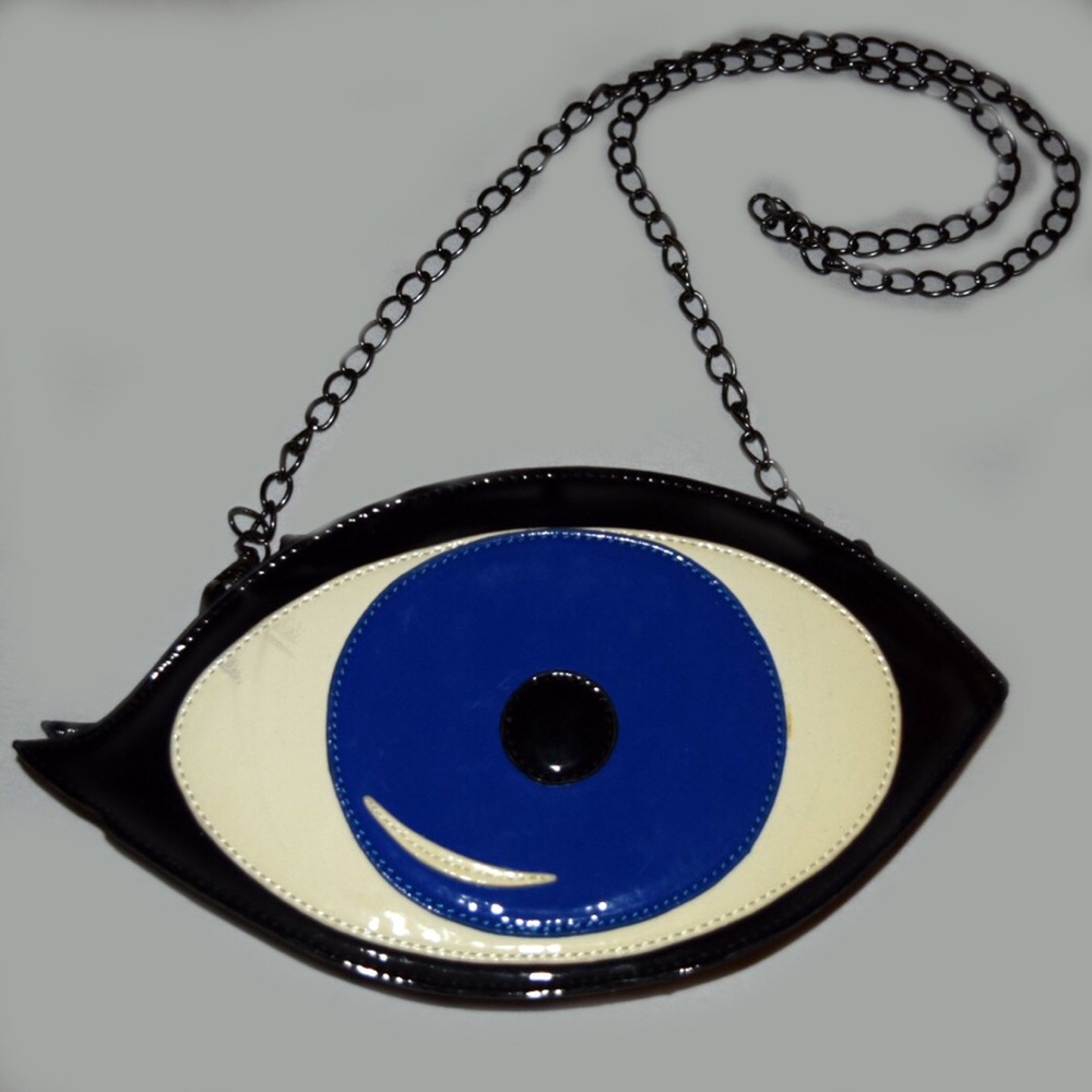 Evil Eye Purse 👁 from Urban Outfitters
