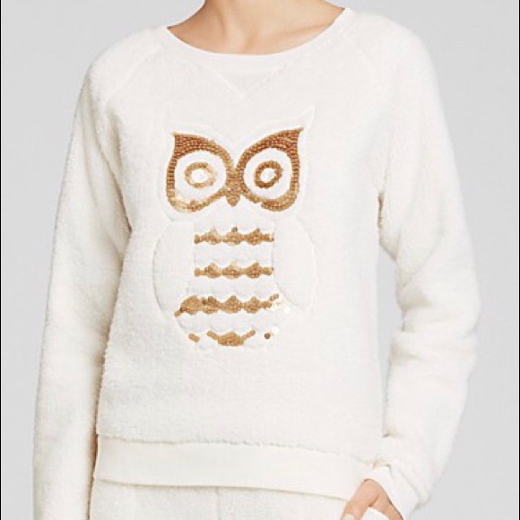 Kensie Sweaters - Kenzie Ivory fluffy sweater with gold sequin owl