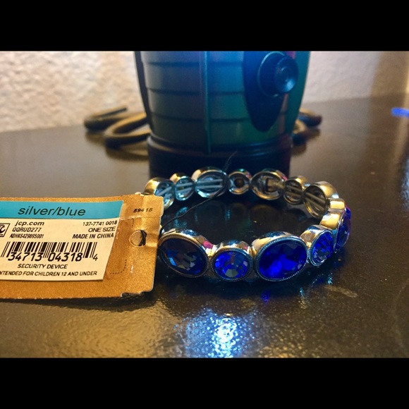 3 Set Monet Silver Blue Stone collection - Picture 6 of 8