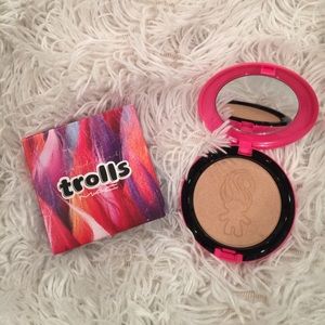 Limited edition trolls "Glow Rida" beauty powder
