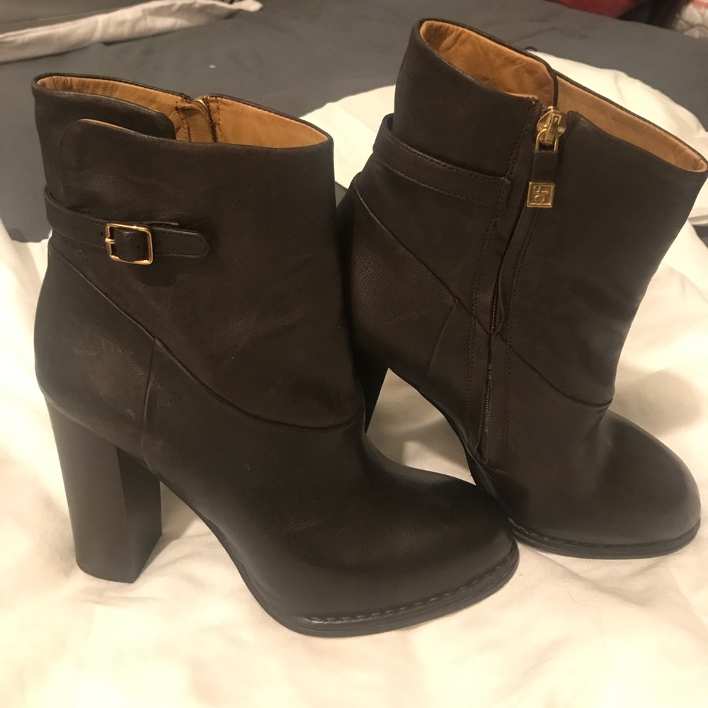 Alberto Fermani brown boots