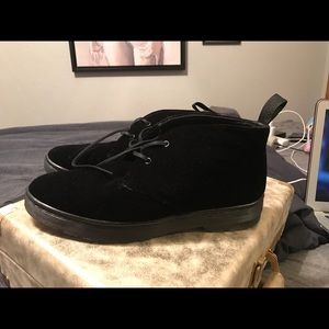 black doc marten boots