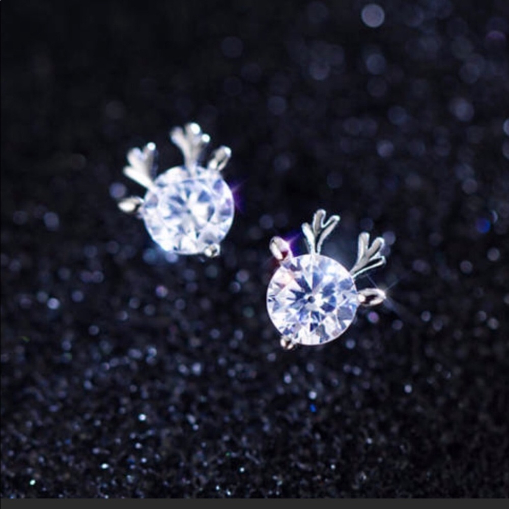 Reindeer Earrings in Sterling Silver