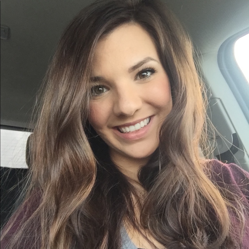 Meet your Posher, Lindsey