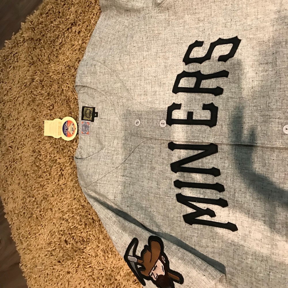 Diamond jersey