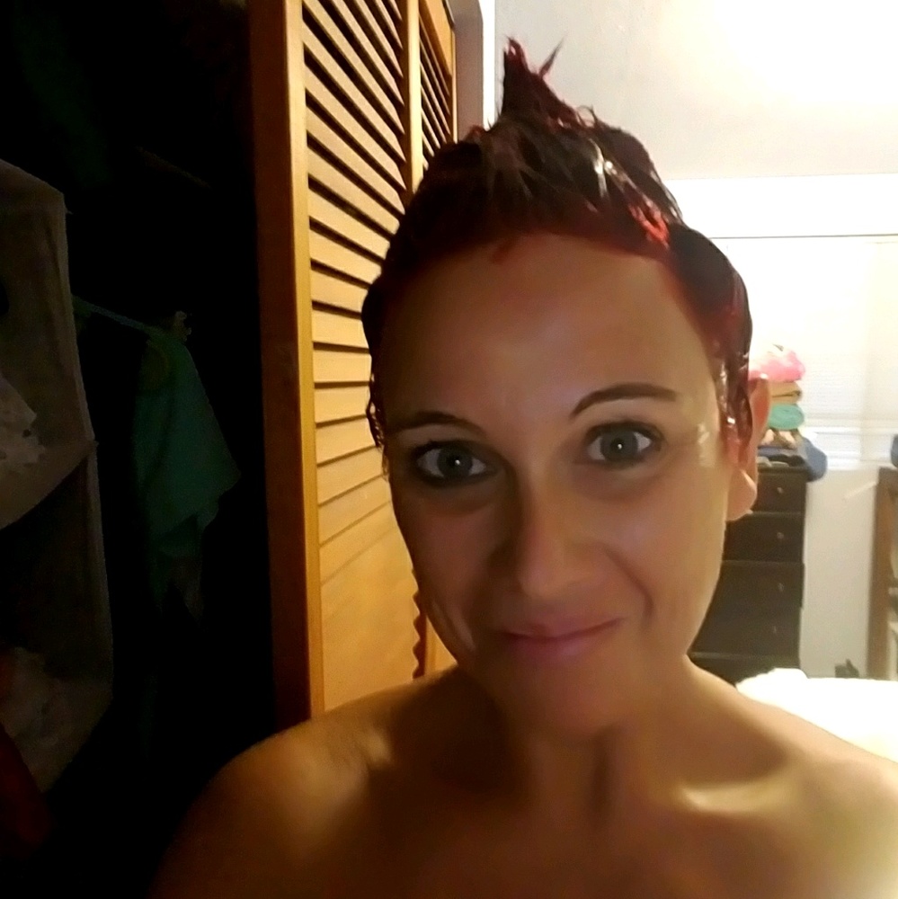 Meet your Posher, Carrie