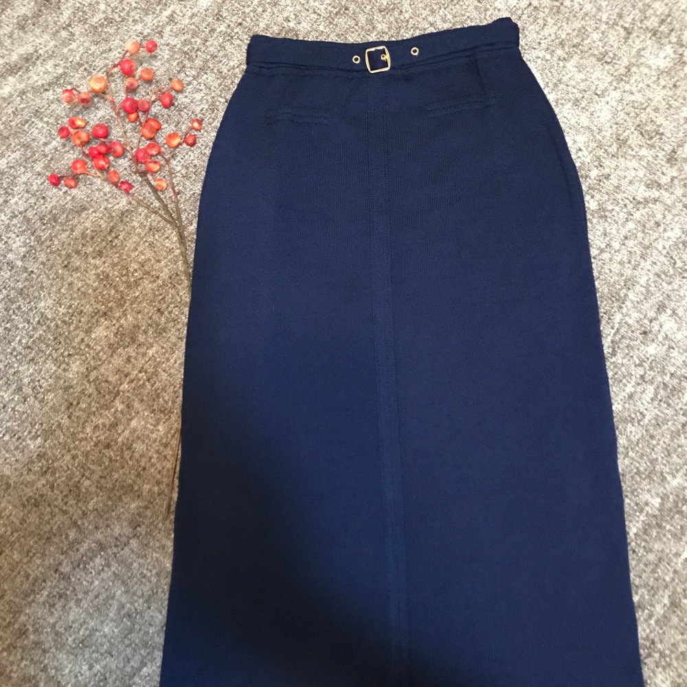 St. John sport Santana knot skirt