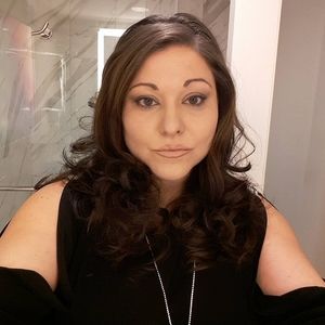 Meet your Posher, Louisa