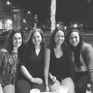 Meet your Posher, Stephanie