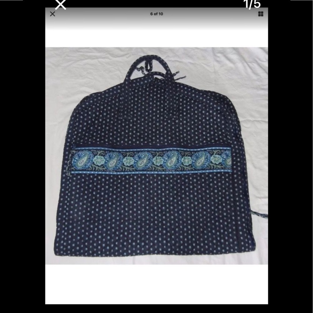 Vera Bradley Dress Bag! Excellent Condition.