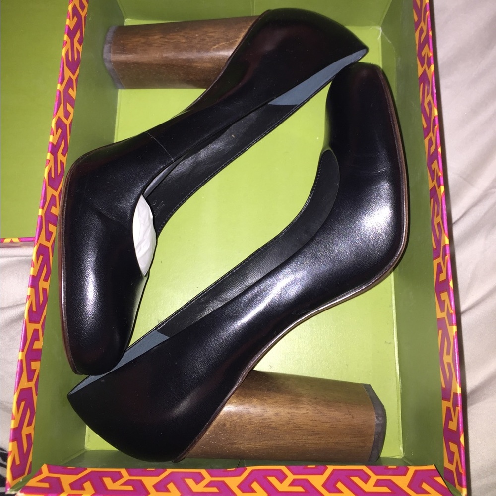 NEW Tory Burch BRIA pumps