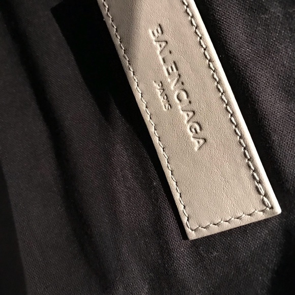 Balensiaga - Picture 2 of 3