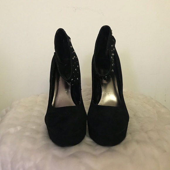 Bakers platform heels with studs - Picture 2 of 4