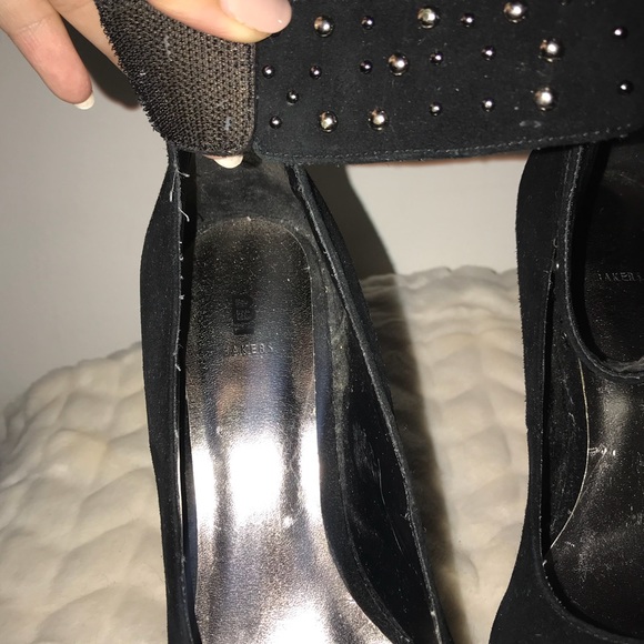 Bakers platform heels with studs - Picture 4 of 4