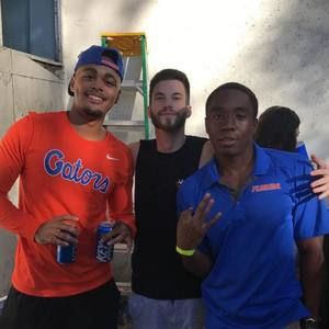 Meet your Posher, Max