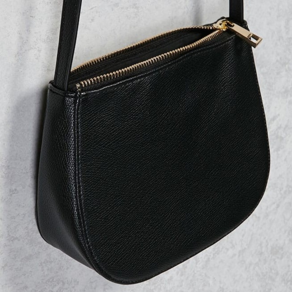 Forever 21 Black Crossbody Bag