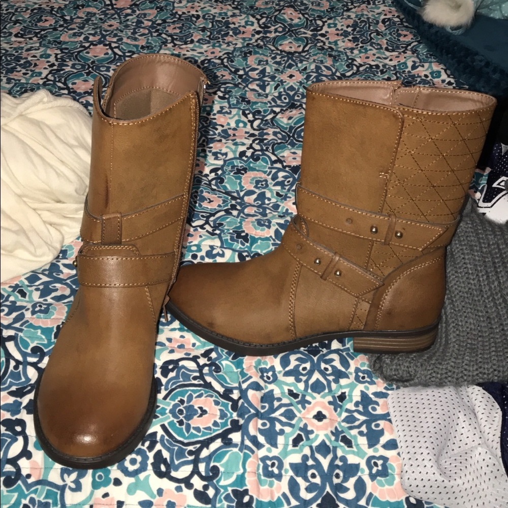 Just Fab boots