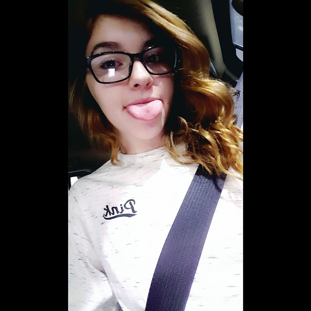Meet your Posher, Marissa