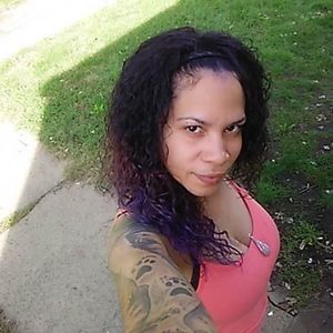 Meet your Posher, Lilroza