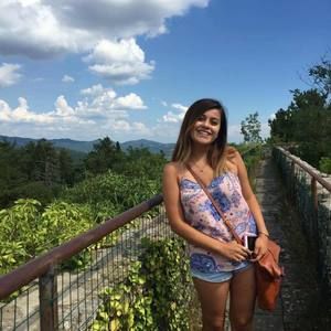 Meet your Posher, Hilse