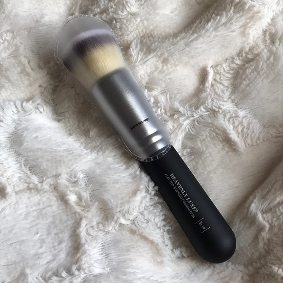 Sephora Makeup Heavenly Luxe Flat Top Buffing Brush Poshmark