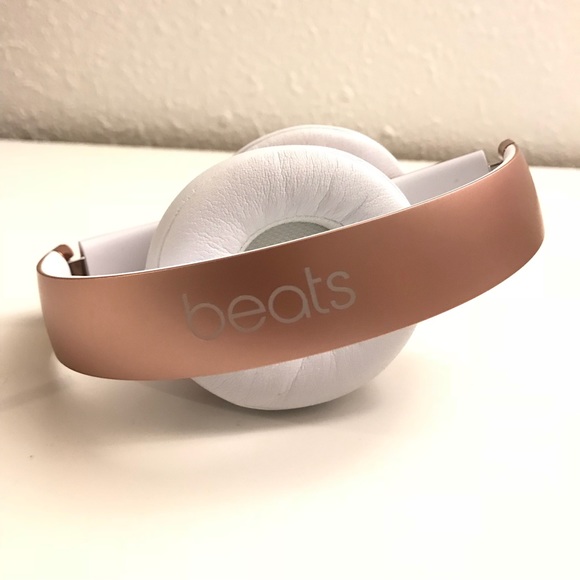 Beats solo3 special edition; #rosegold - Picture 8 of 8