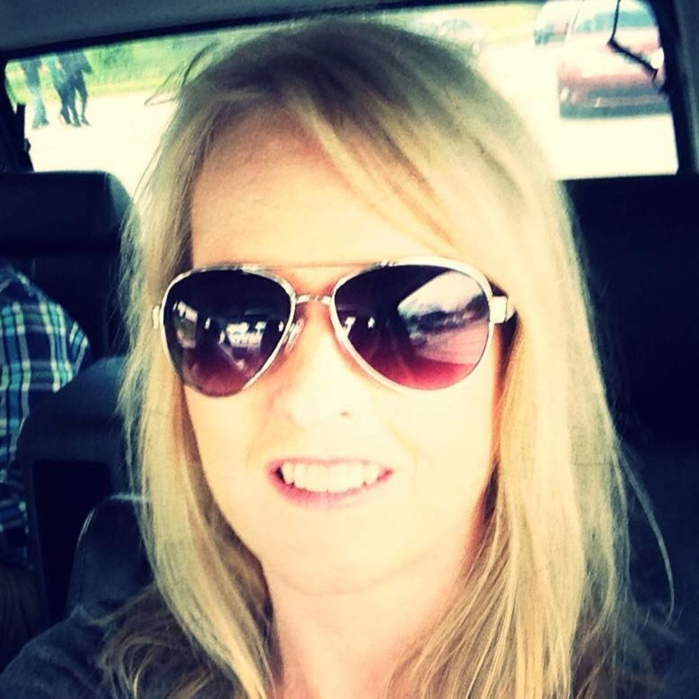 Meet your Posher, Traci