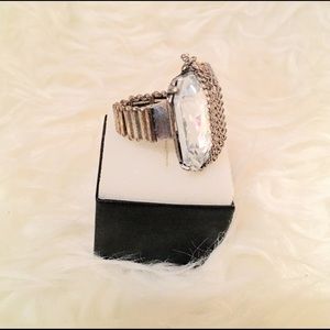 Women’s gorg huge stone ring!!!