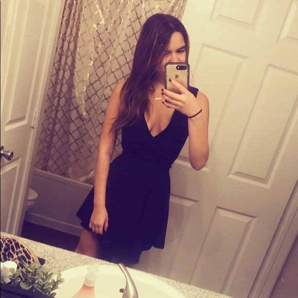 Meet your Posher, Chloe - Picture 2 of 8