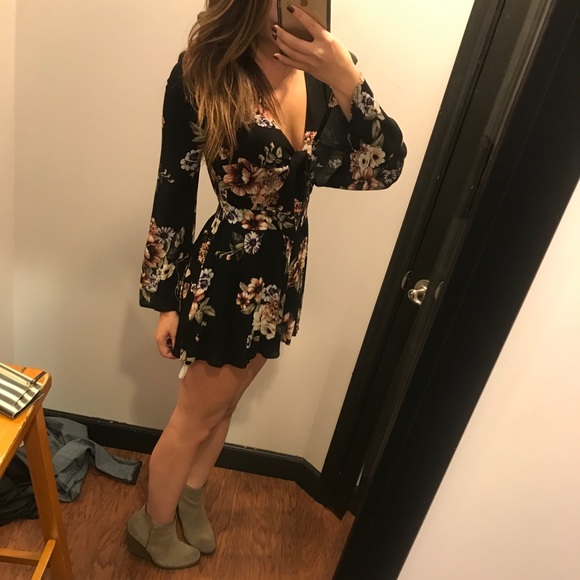 Meet your Posher, Chloe - Picture 4 of 8