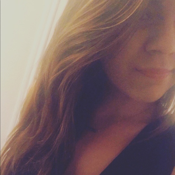 Meet your Posher, Chloe - Picture 7 of 8