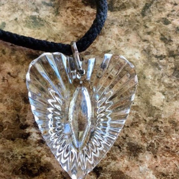 Vintage Waterford Crystal Heart Pendant Necklace - Picture 3 of 3