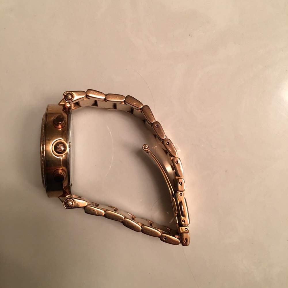 Michael Kors Watch - Picture 2 of 4