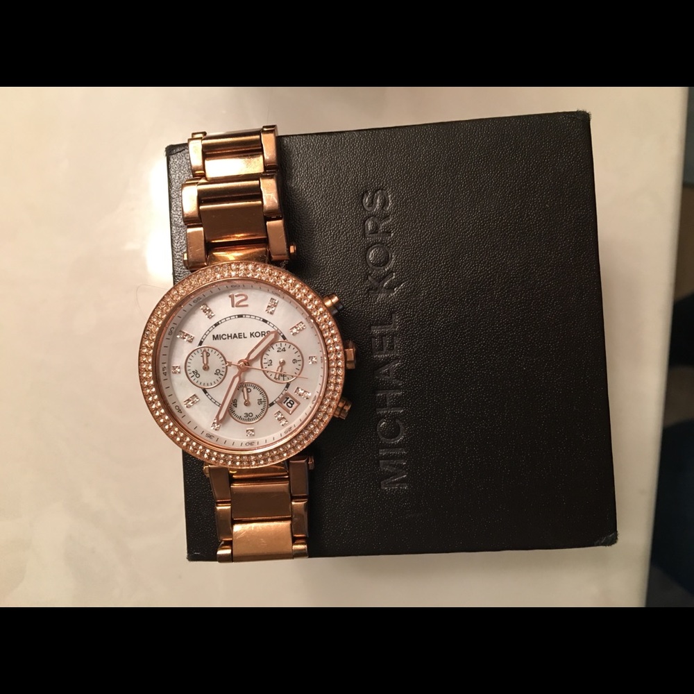 Michael Kors Watch - Picture 3 of 4