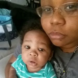 Meet your Posher, Denise