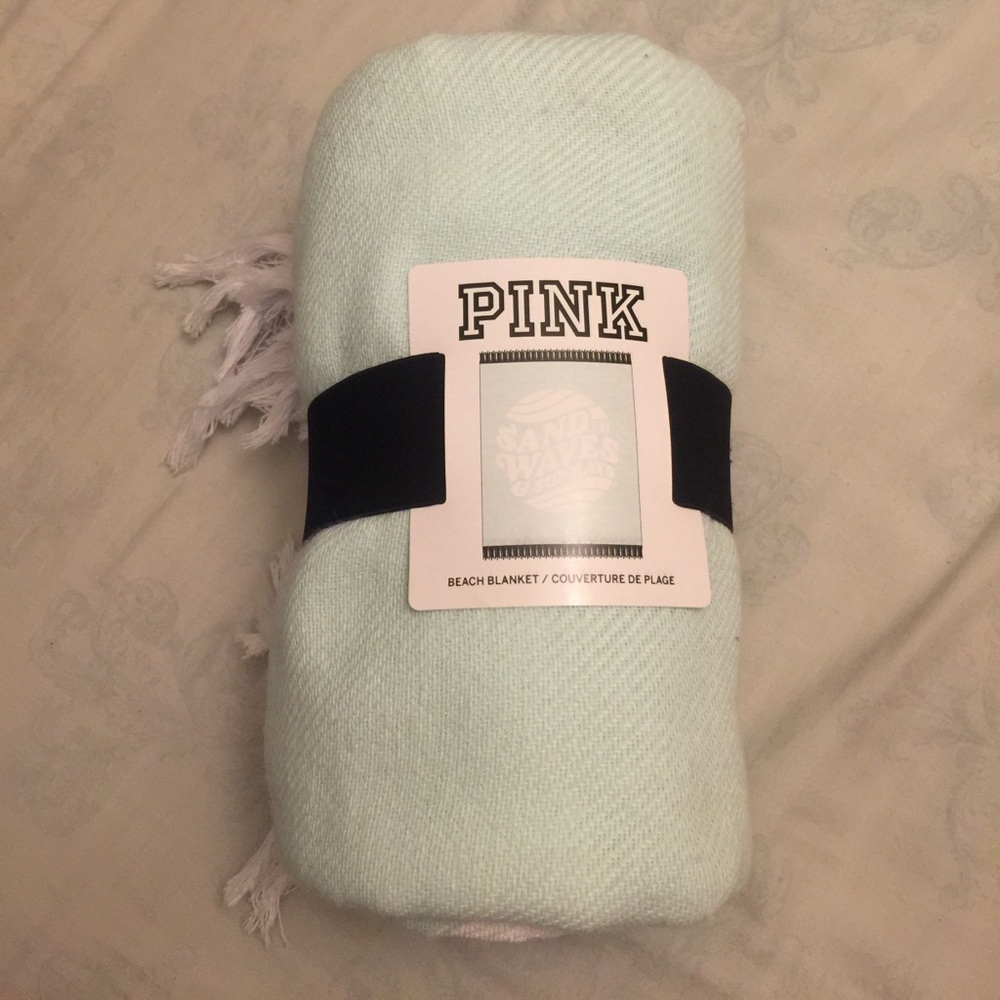 PINK mint beach blanket