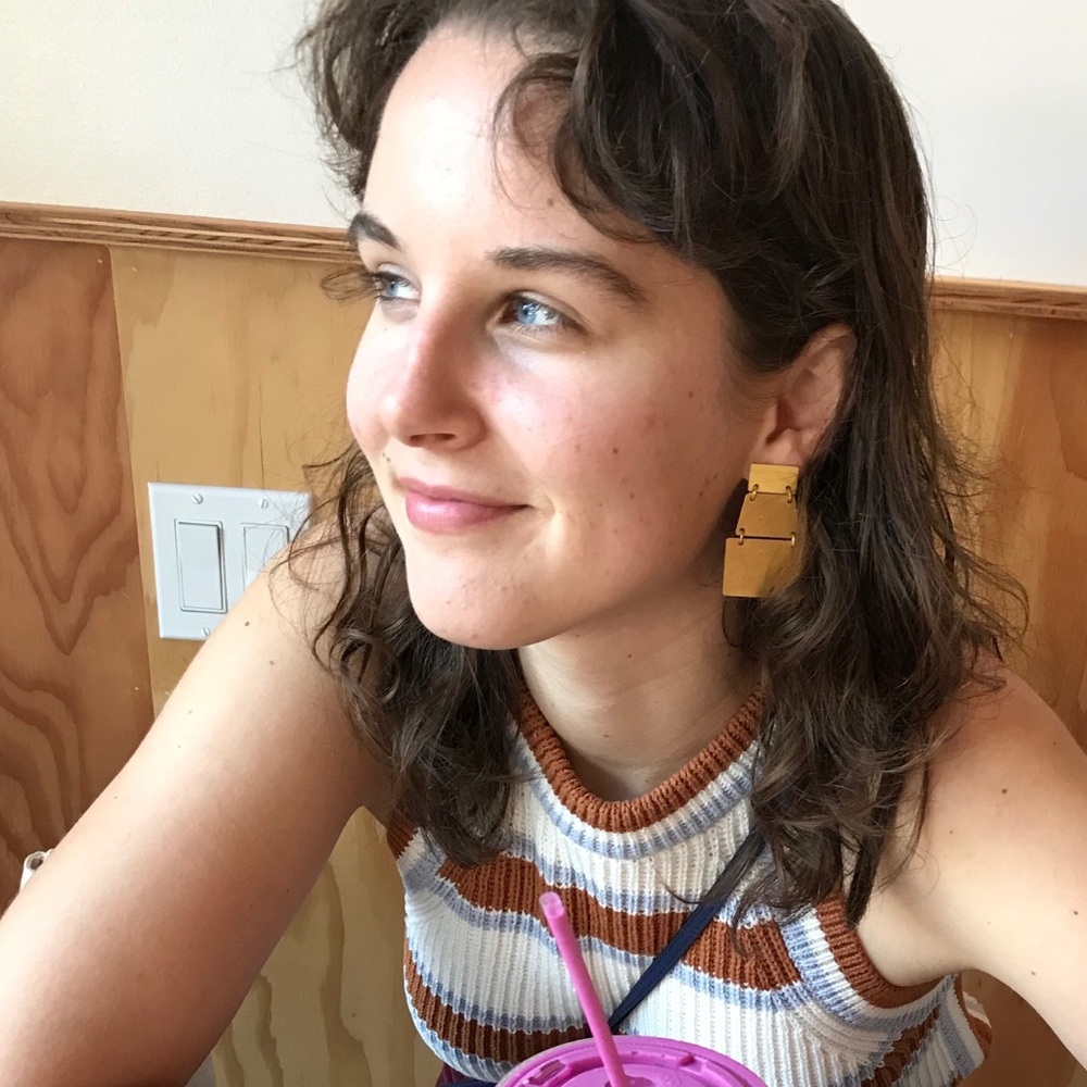 Meet your Posher, Hannah