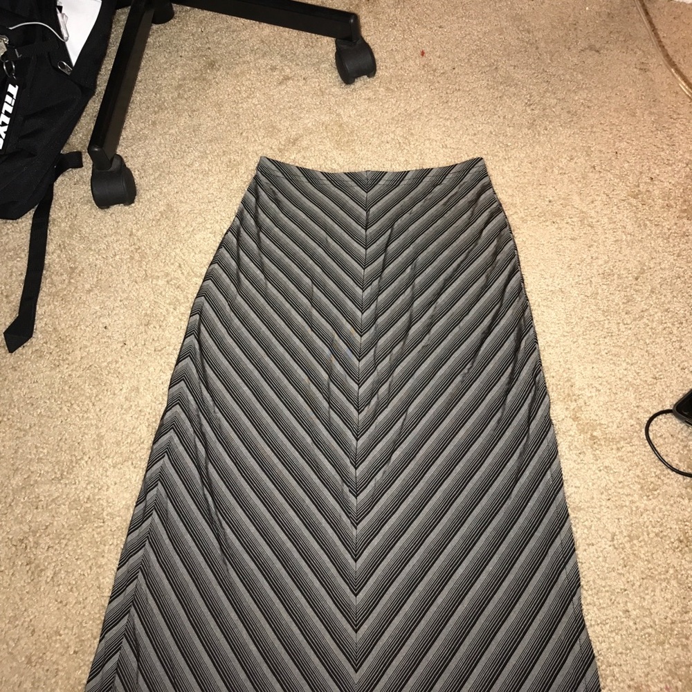 Bebe maxi skirt