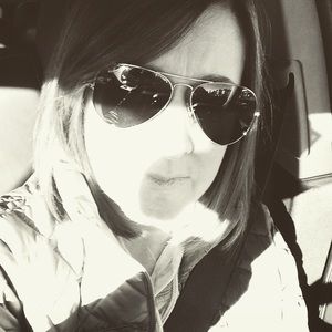 Meet your Posher, Michele