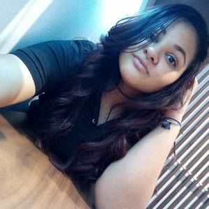 Meet your Posher, Charlyne