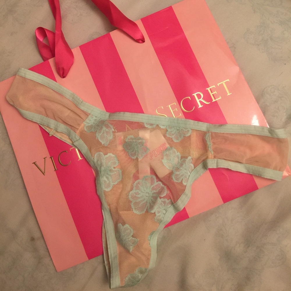 Cute PINK thong (with tags)